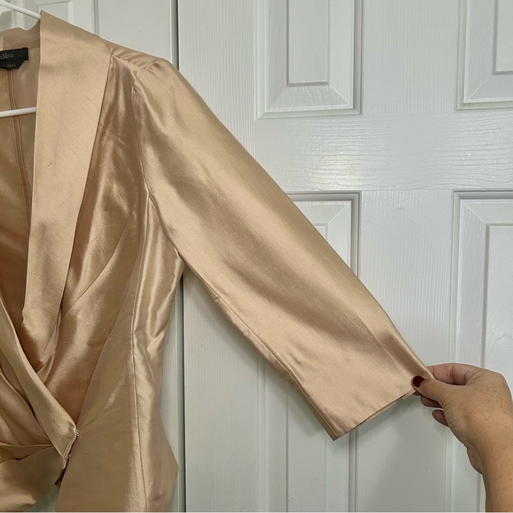 MaxMara 100% Silk Wrap Portrait Collar V-Neck Formal Party Top Size 8 - Picture 4 of 16
